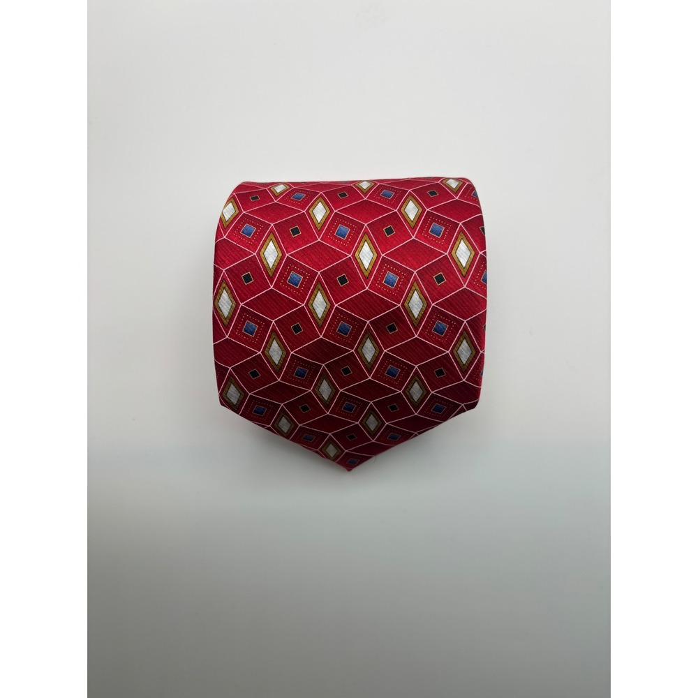 Meeting Street Mens Red Geometric Diamond Silk Hand Made Necktie